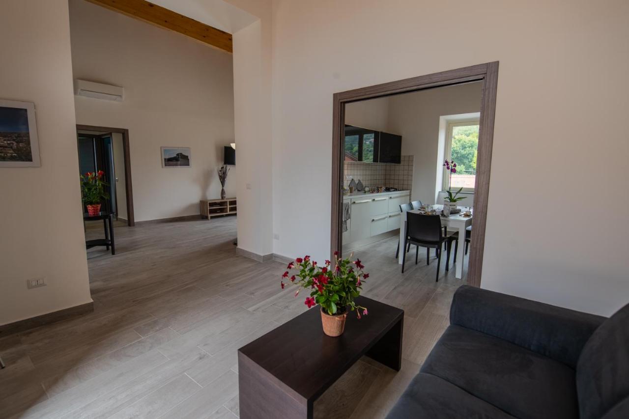 "Il Segreto" Vista Panoramica sulle Isole Eolie con Piscina, palestra e WiFi photo