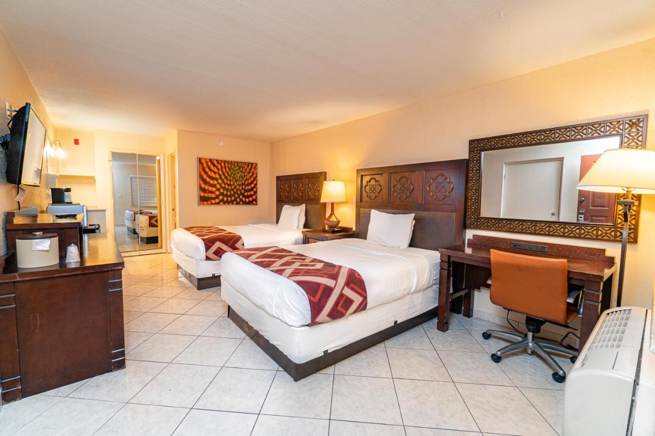Sevilla Inn Kissimmee — photo 23