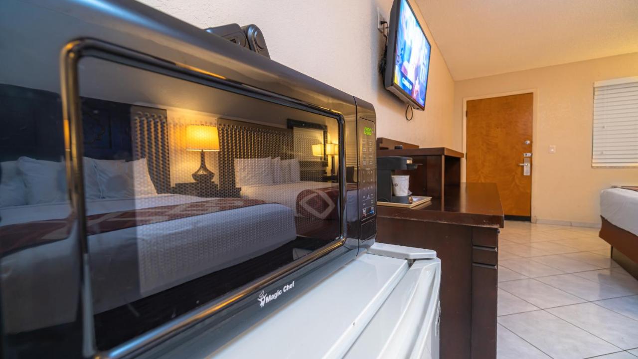 Sevilla Inn Kissimmee — photo 12