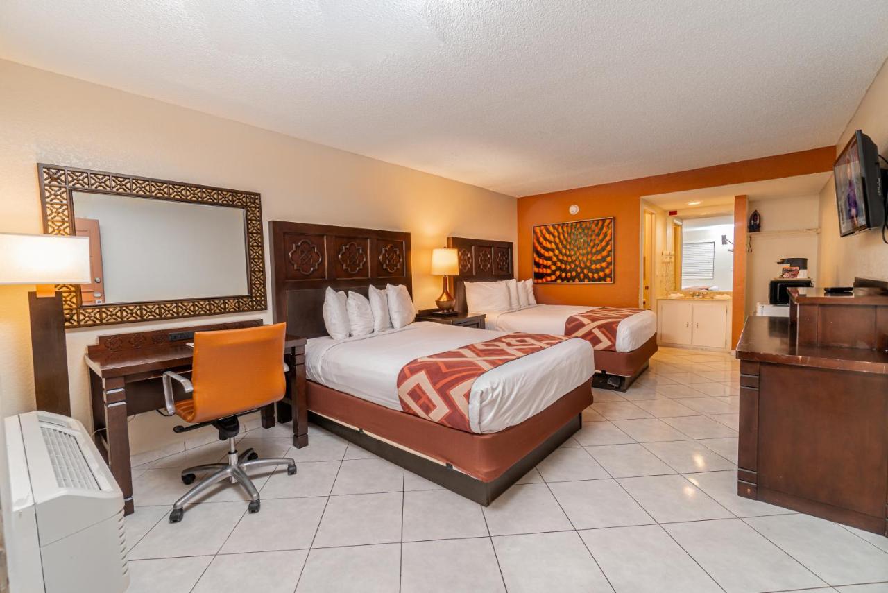 Sevilla Inn Kissimmee — photo 9