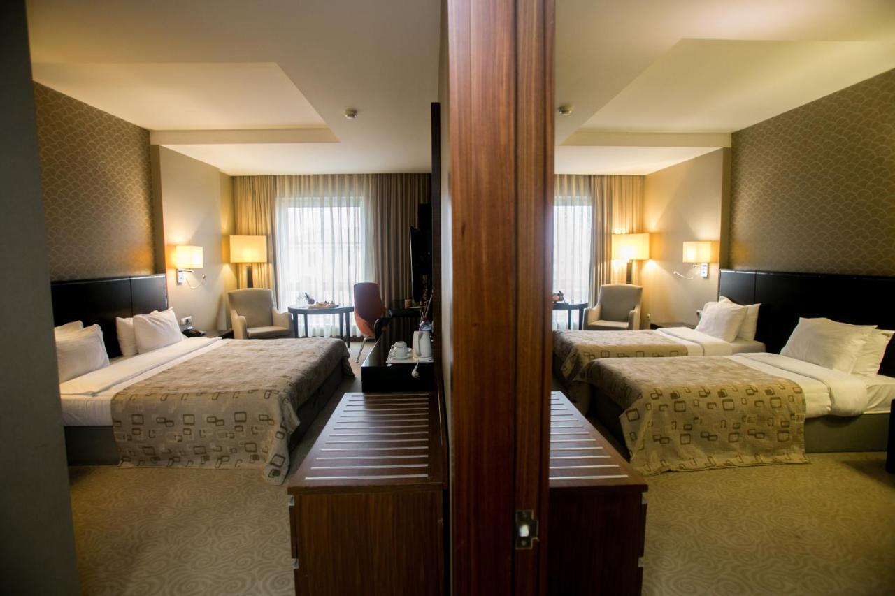 Point Hotel Baku photo