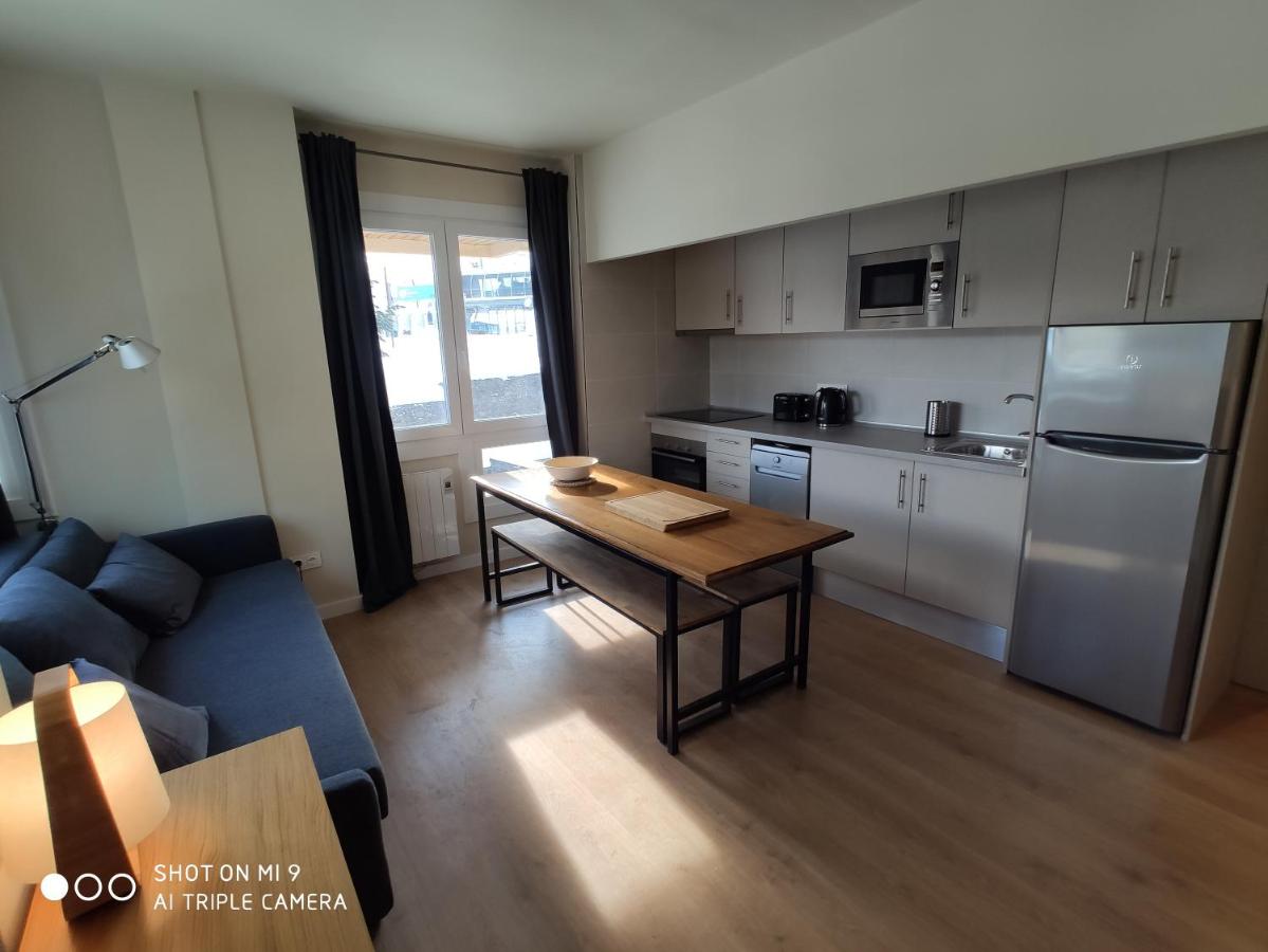 PROBER-PESSONS static_photo