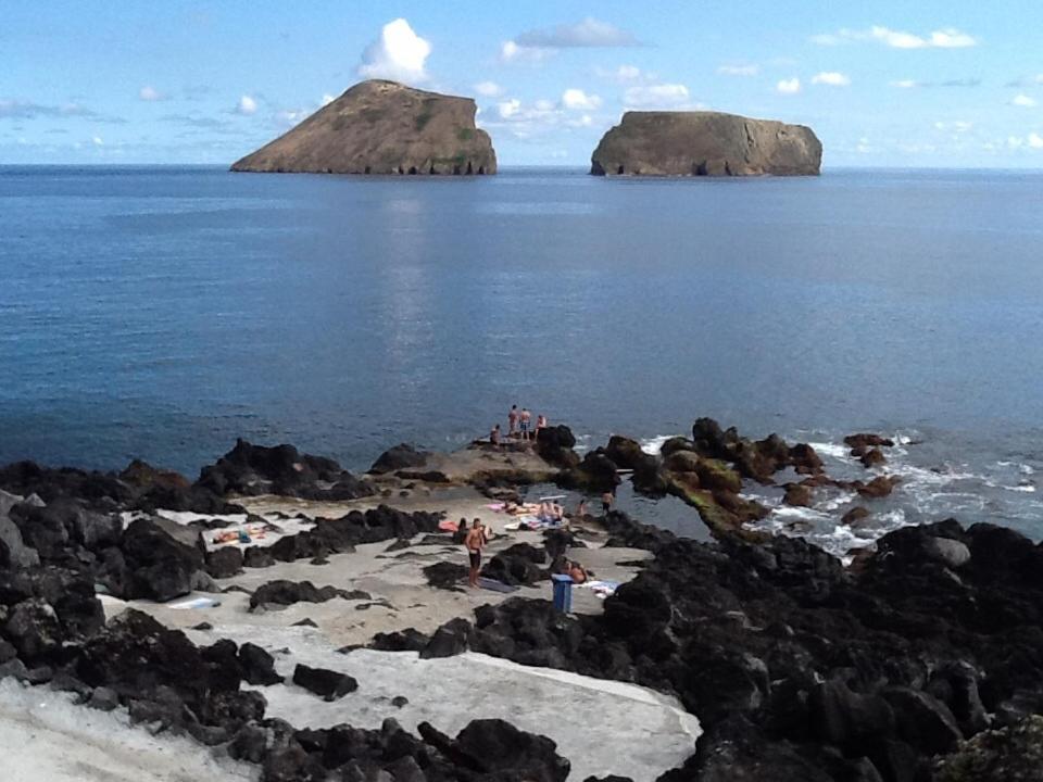 Beach: Casa da Fajã