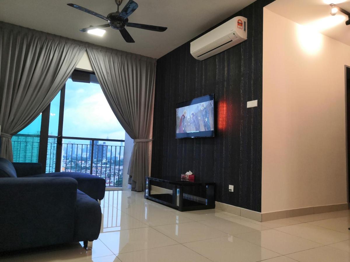 Spacious City View 3 Rooms Stylish Unit At Kuala Lumpur Kl Traders Square Setapak Gombak 8 Min To Klcc Apartment Malaysia Deals