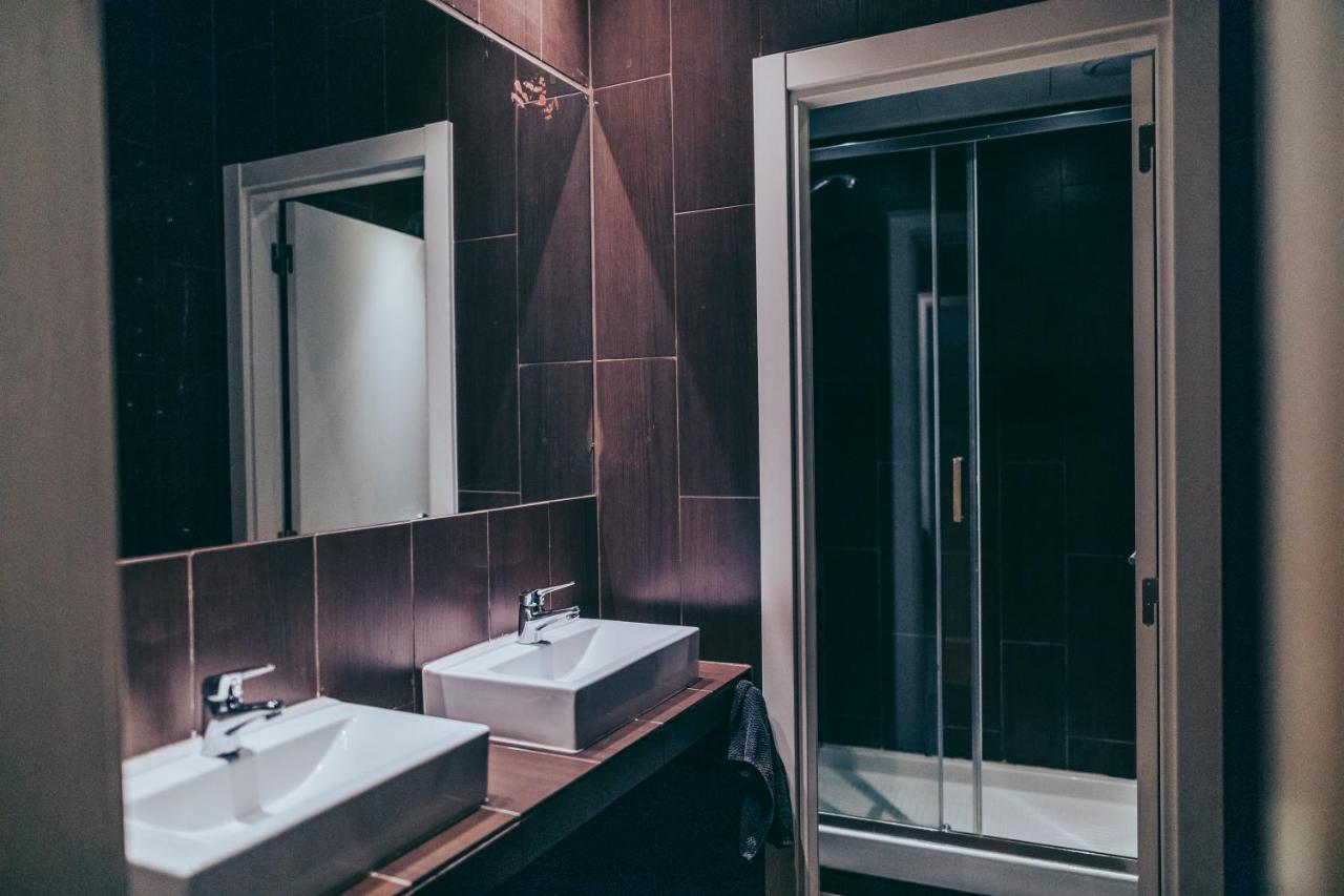 Urban Garden Hostel - 2