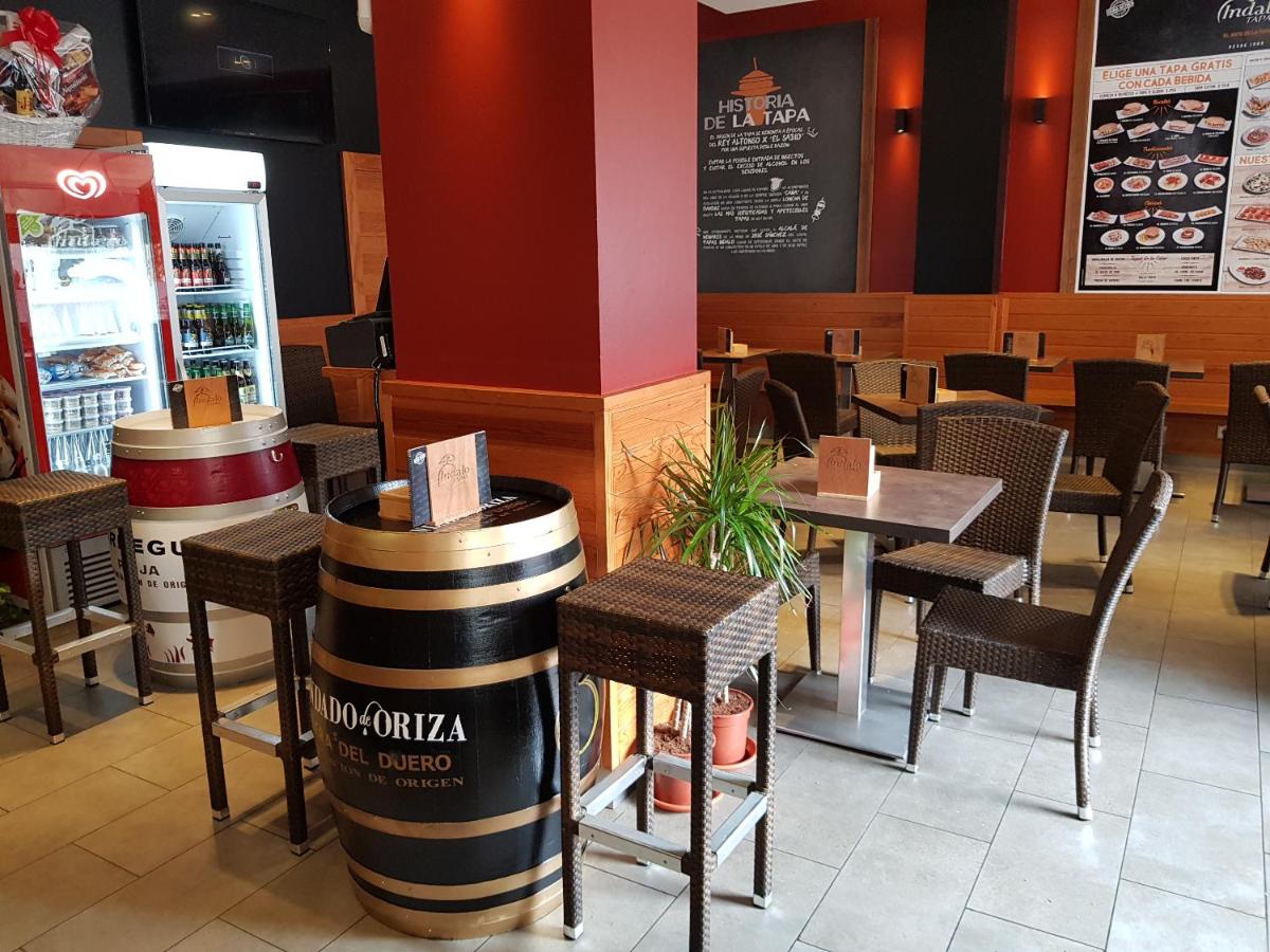 Guesthouse Hostal san luis, San Luis de Sabinillas, Spain ...