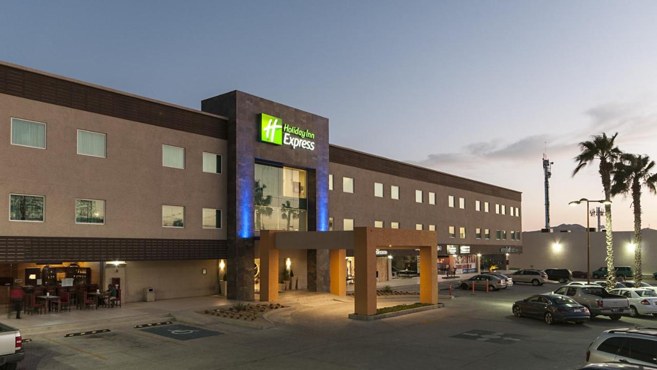 Holiday Inn Express Cabo San Lucas, an IHG Hotel photo