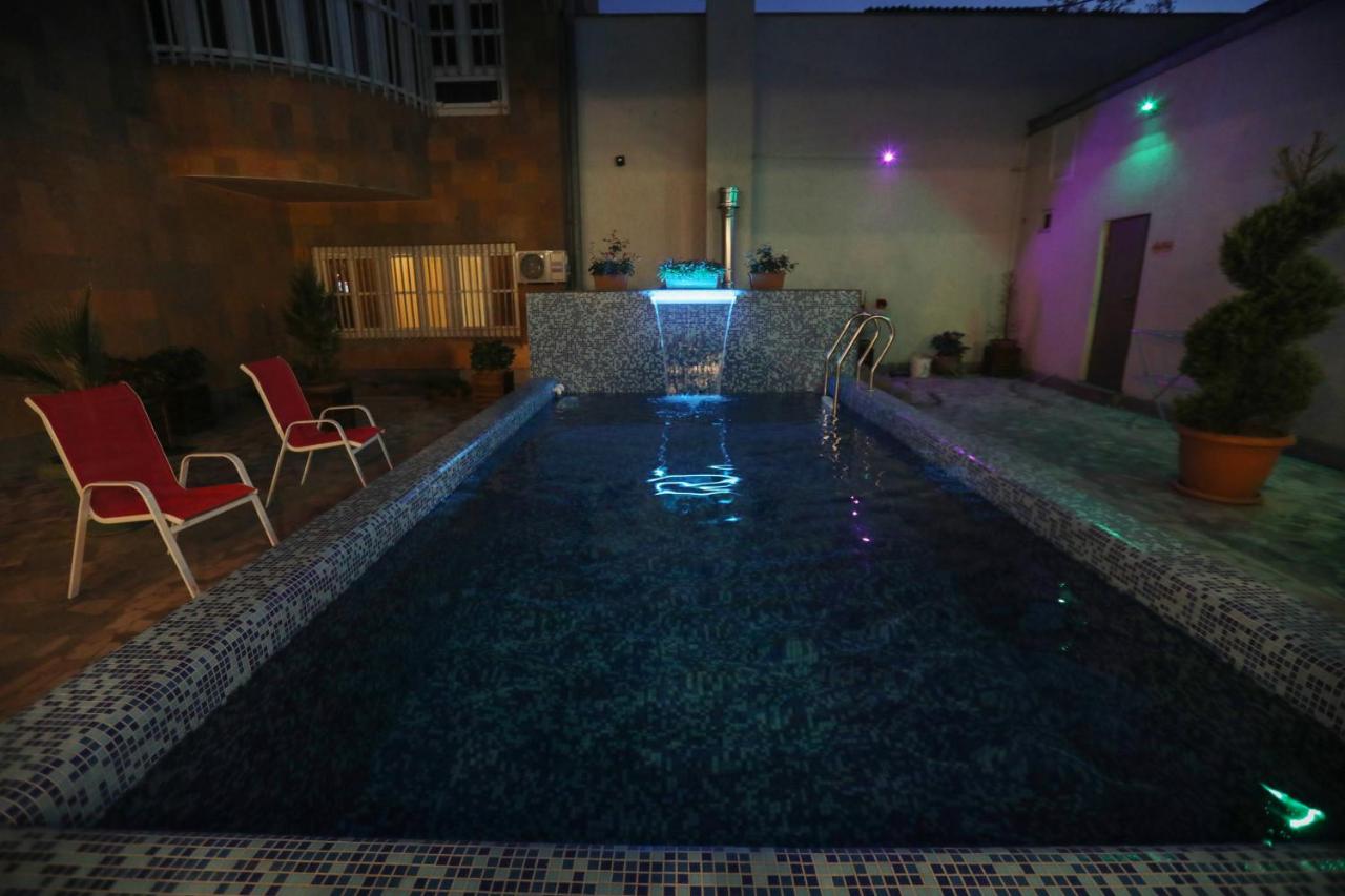Alba Hotel Yerevan photo