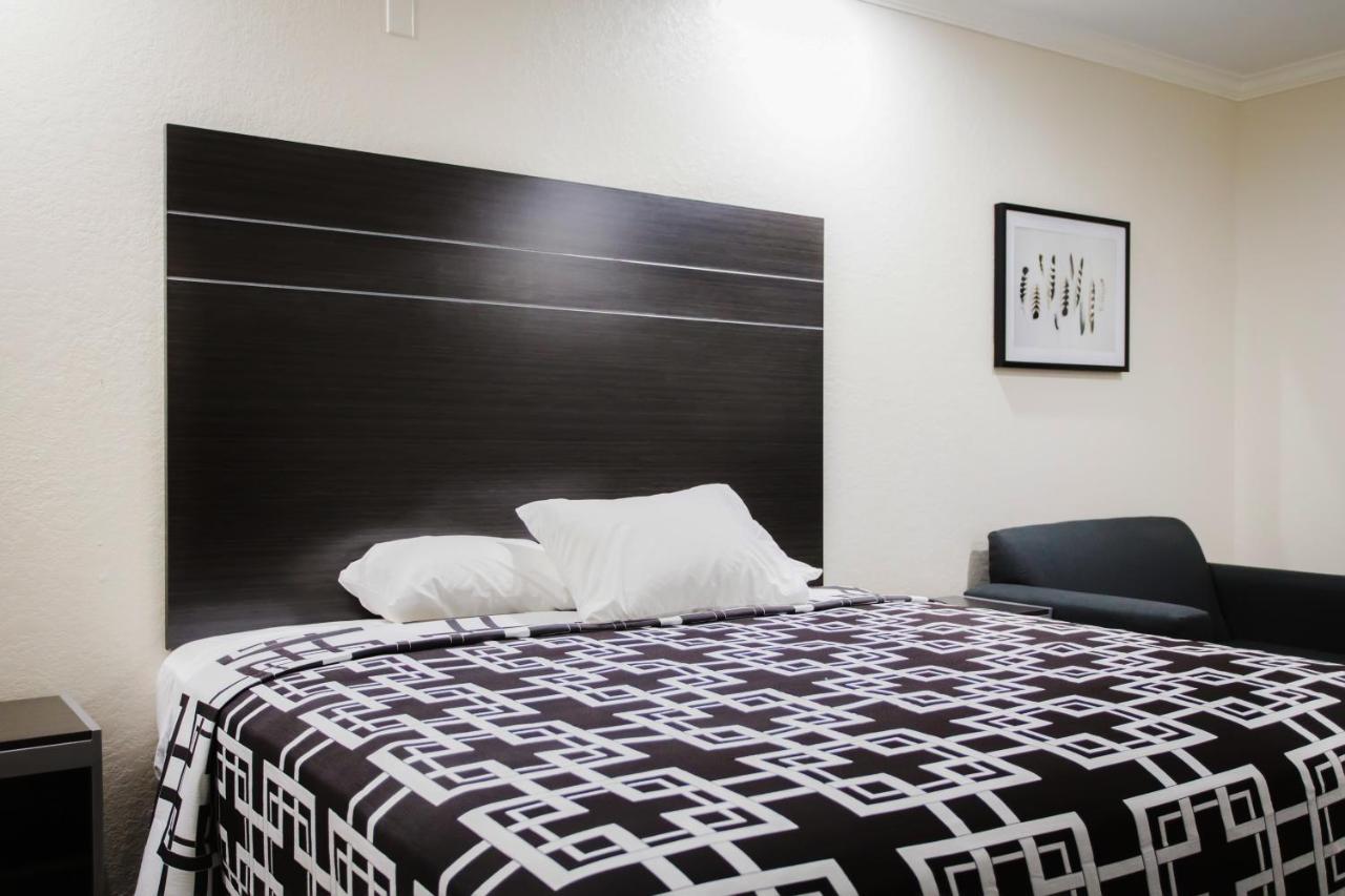 Palace Suites Motel — photo 19