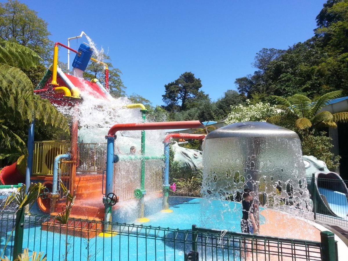 Water park: Taupo Debretts Spa Resort