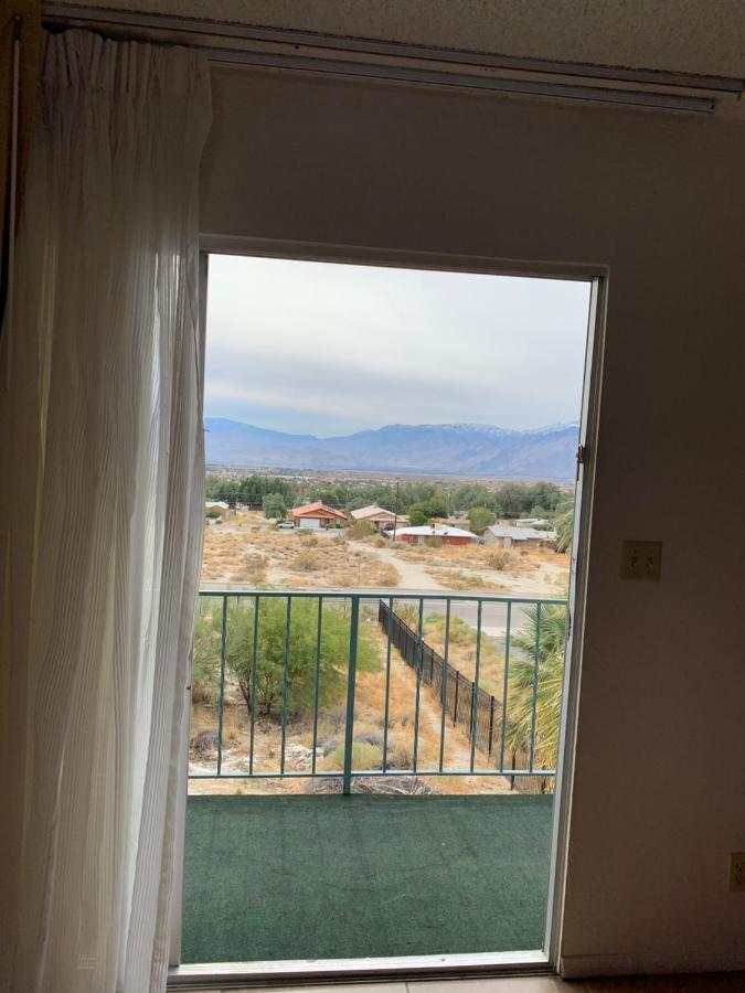 Desert Palms Spa Motel — photo 20