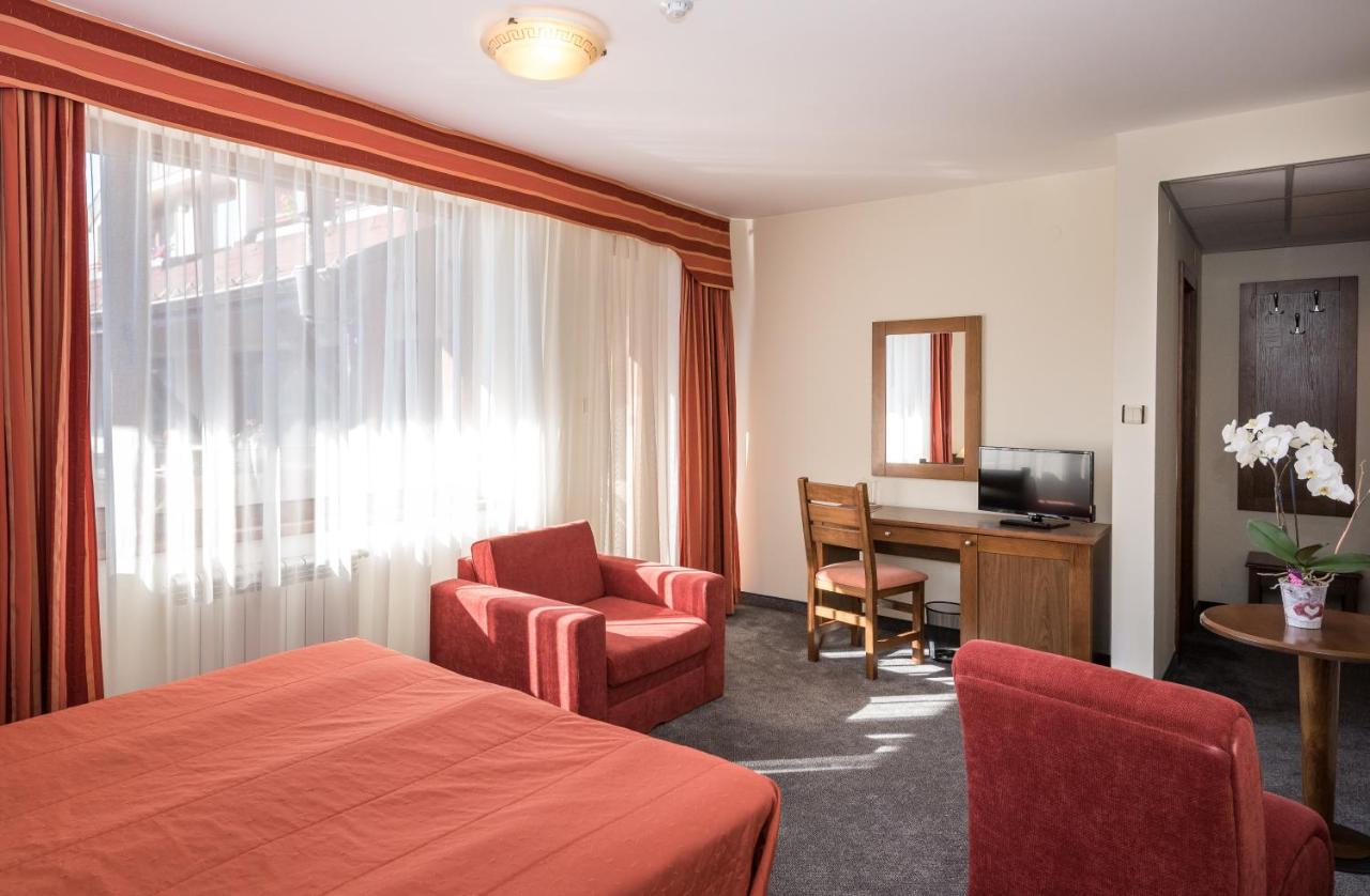 Evelina Palace Hotel photo