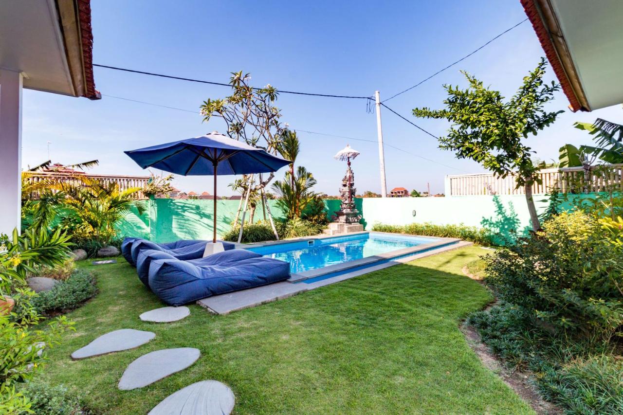 D'Carik Surf & Stay Batu Bolong photo 3