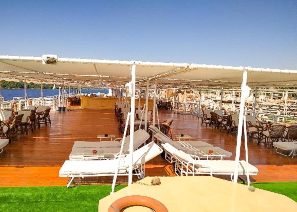 Rooftop swimming pool: King Tut I Nile Cruise - Every Monday 4 Nights from Luxor - Every Friday 7 Nights from Aswan