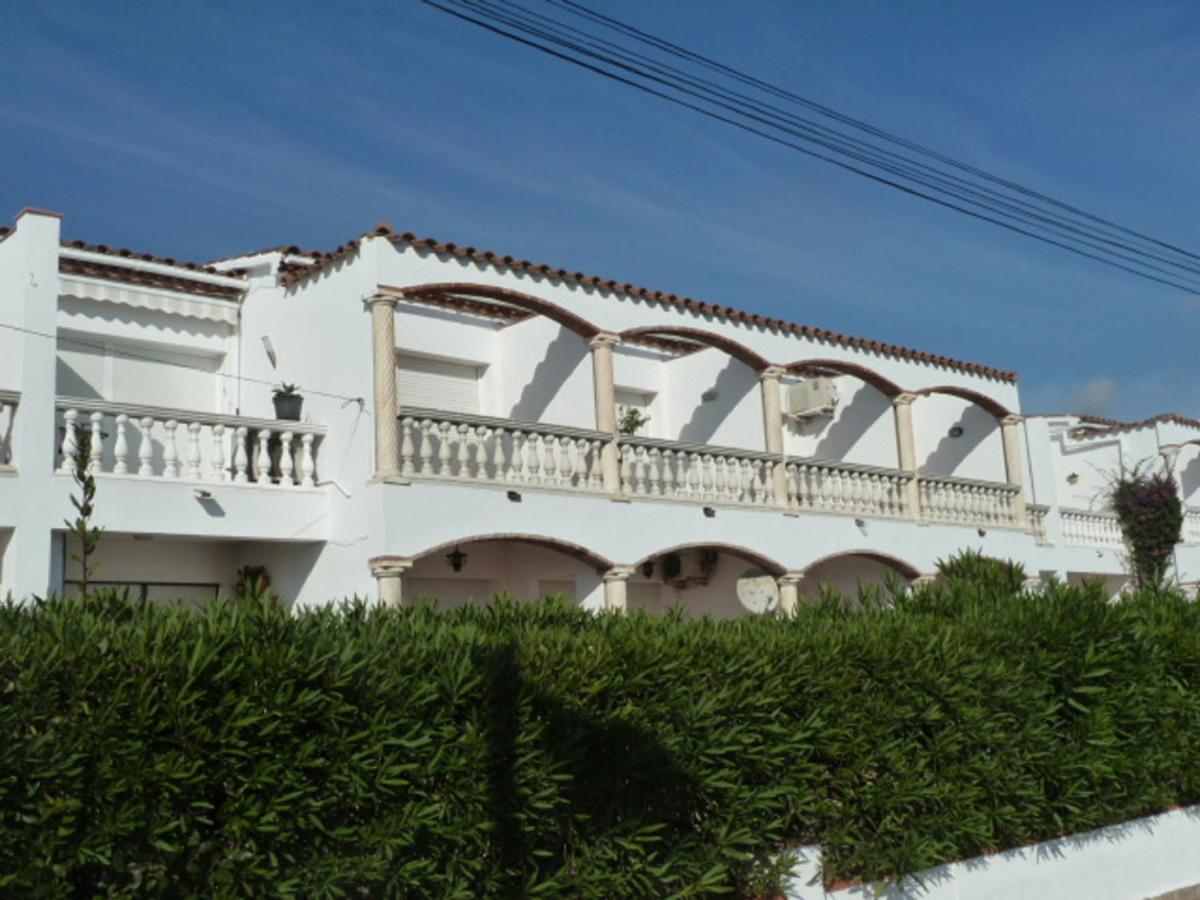 apartamento en primera linea playa ref 285, Empuriabrava ...