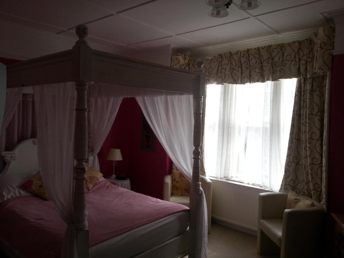 Double Room with Four Poster Bed