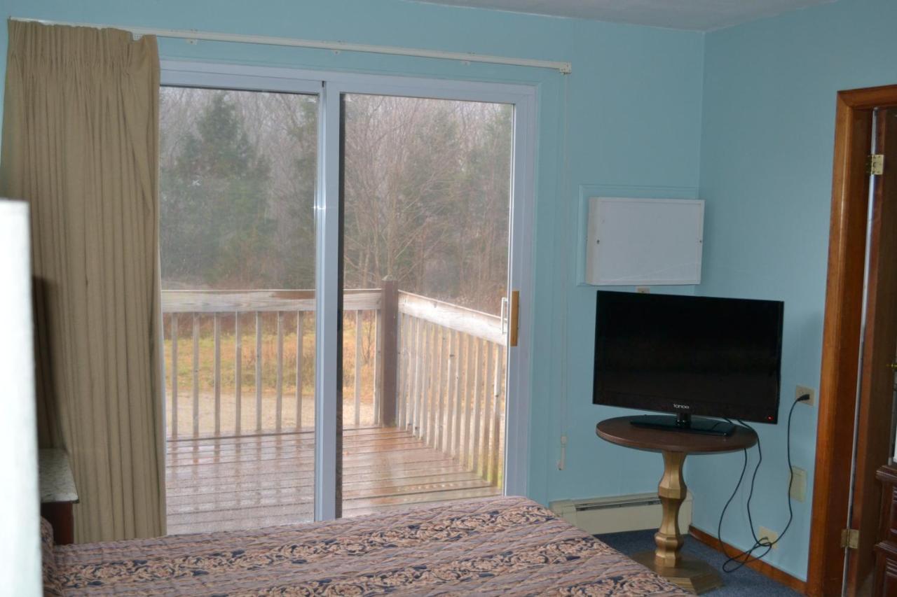 Leeper's Motel — photo 22
