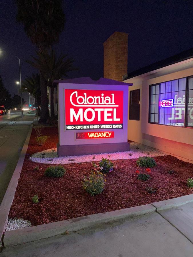 Colonial Motel — photo 11