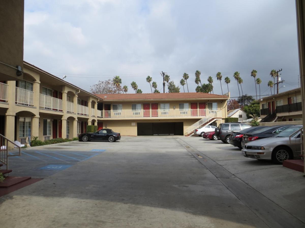 Economy Inn LAX — photo 5