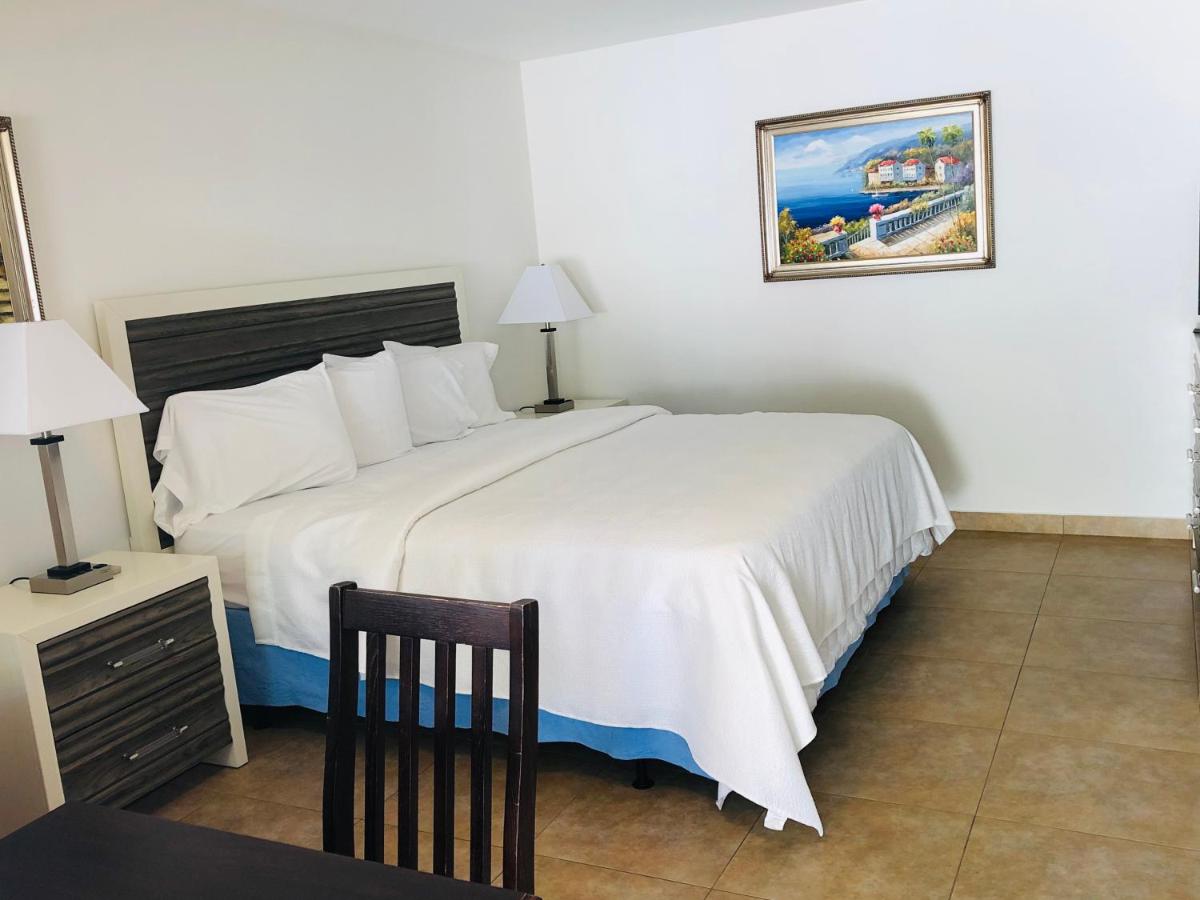 Surf Side Resort — photo 16