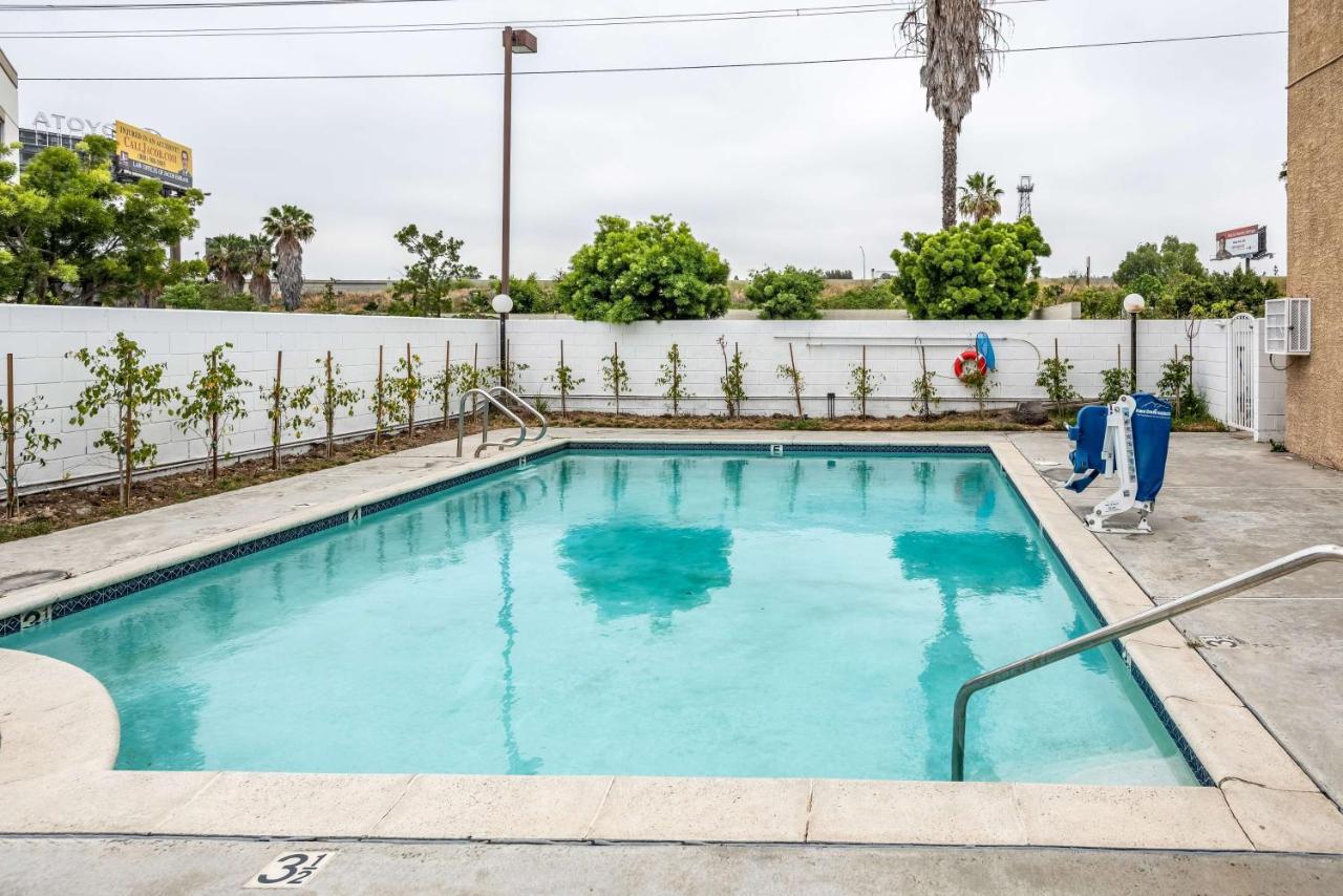 Camino Palms Motel Apartments — photo 10