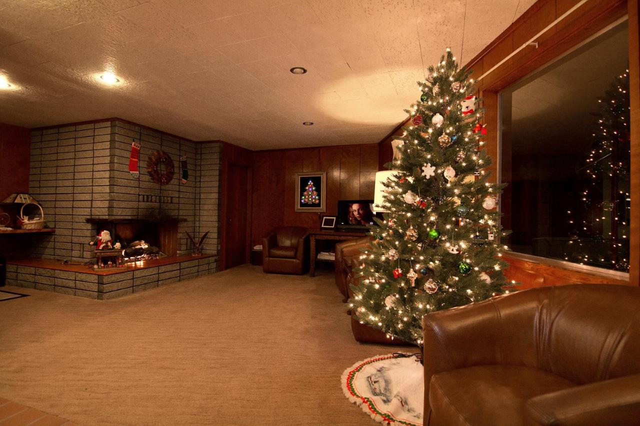 Curly Redwood Lodge — photo 6