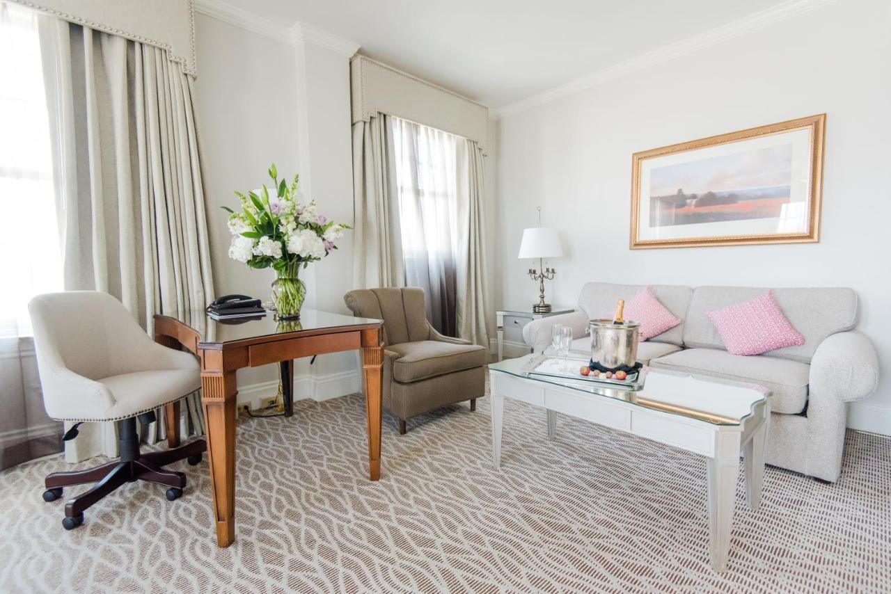 Warwick Melrose Hotel — photo 13