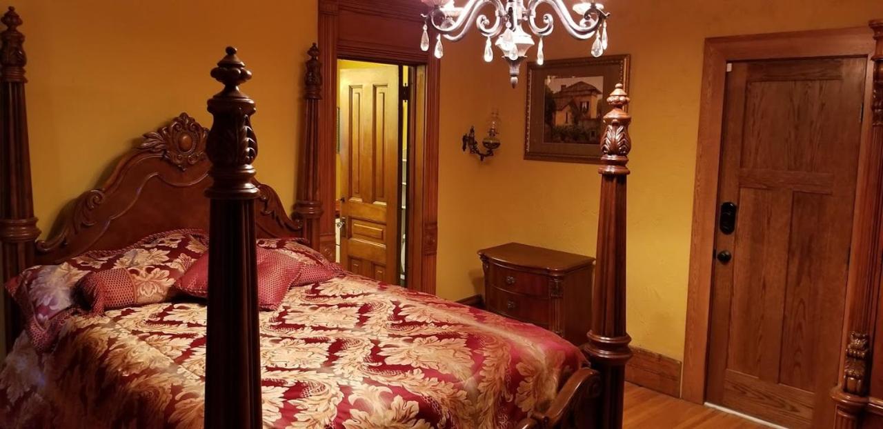 Historic Victorian Inn — photo 14