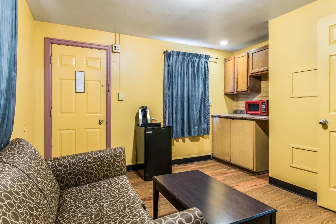 Cottage Inn & Self Storage — photo 15