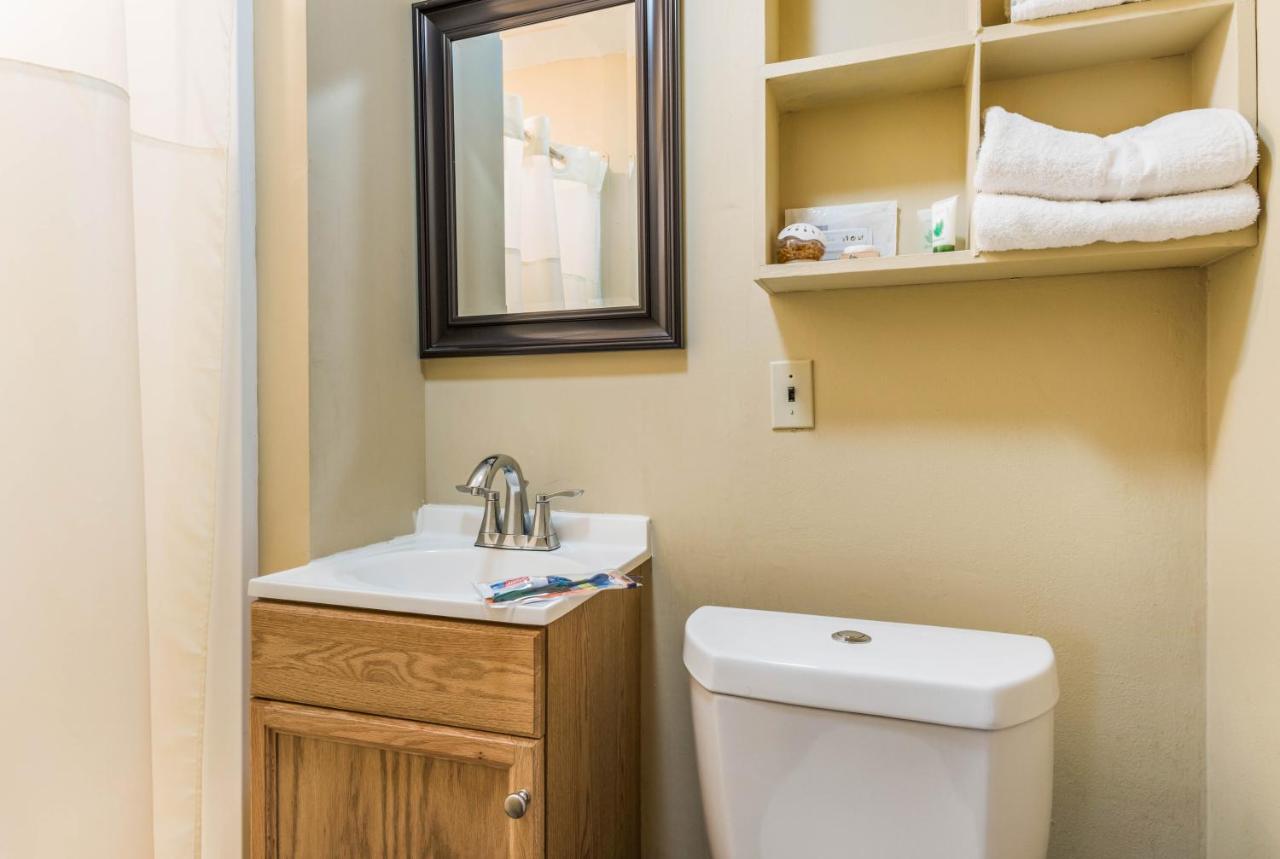 Cottage Inn & Self Storage — photo 8