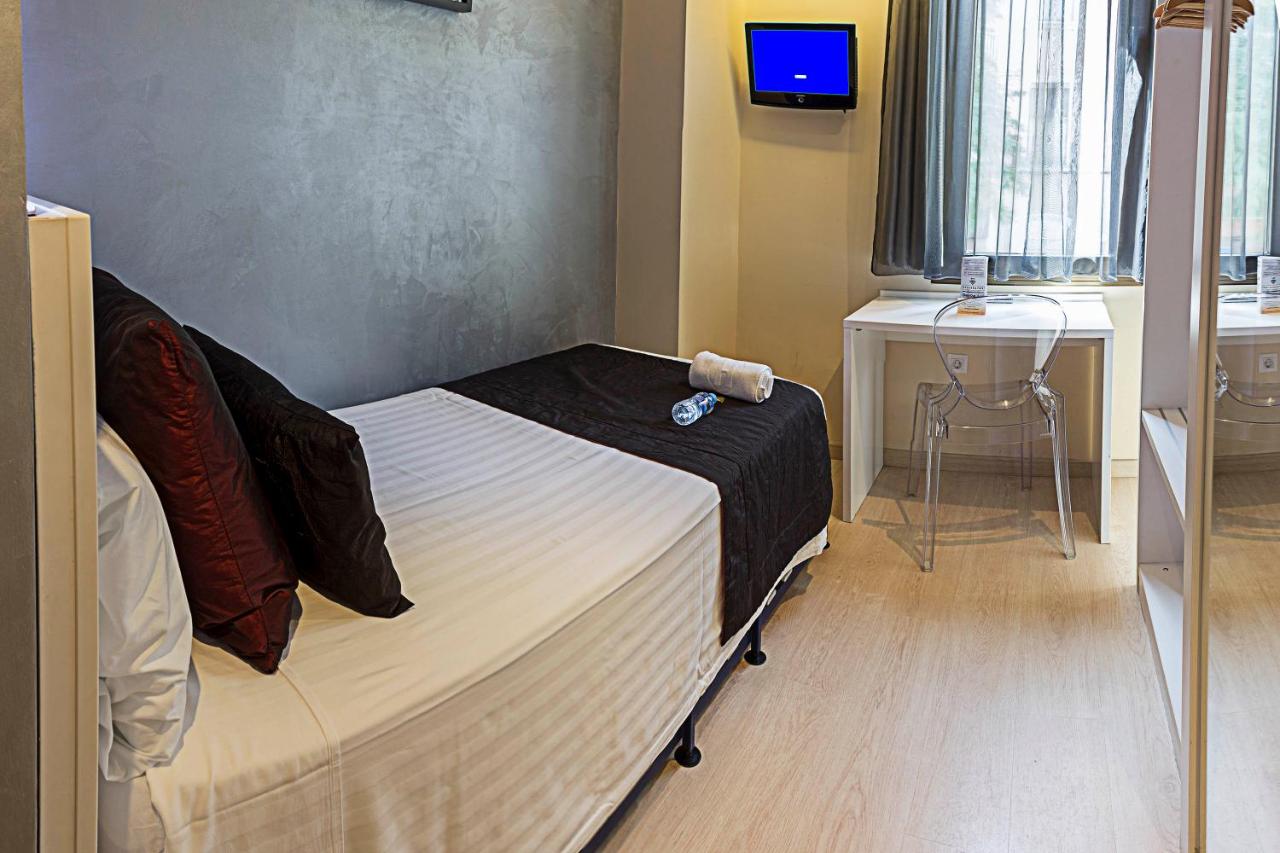 Hostemplo Sagrada Familia, Barcelona – Updated 2022 Prices