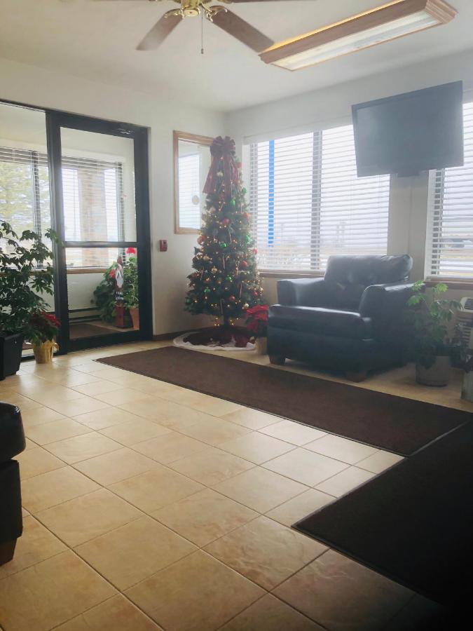 Americas Best Value Inn Onawa — photo 19