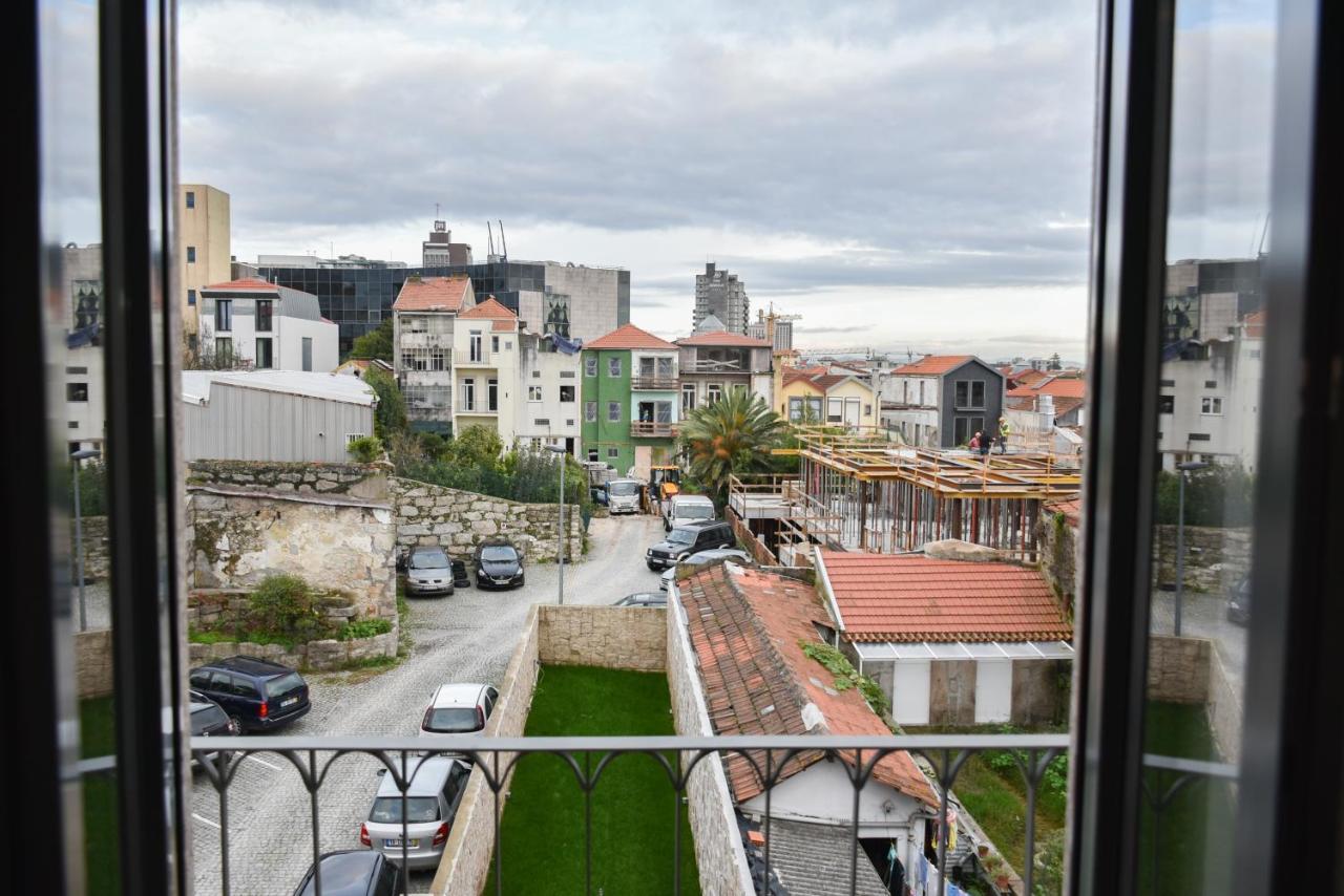 Comfortable&Central w/balcony-9 min walk Trindade - 3