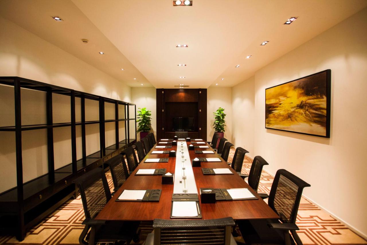 Hotel MoMc photo