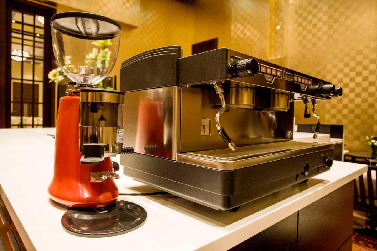 Hotel MoMc photo