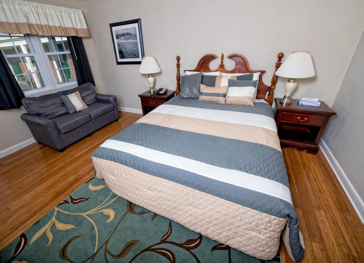 Nichols Guest Rooms — photo 16