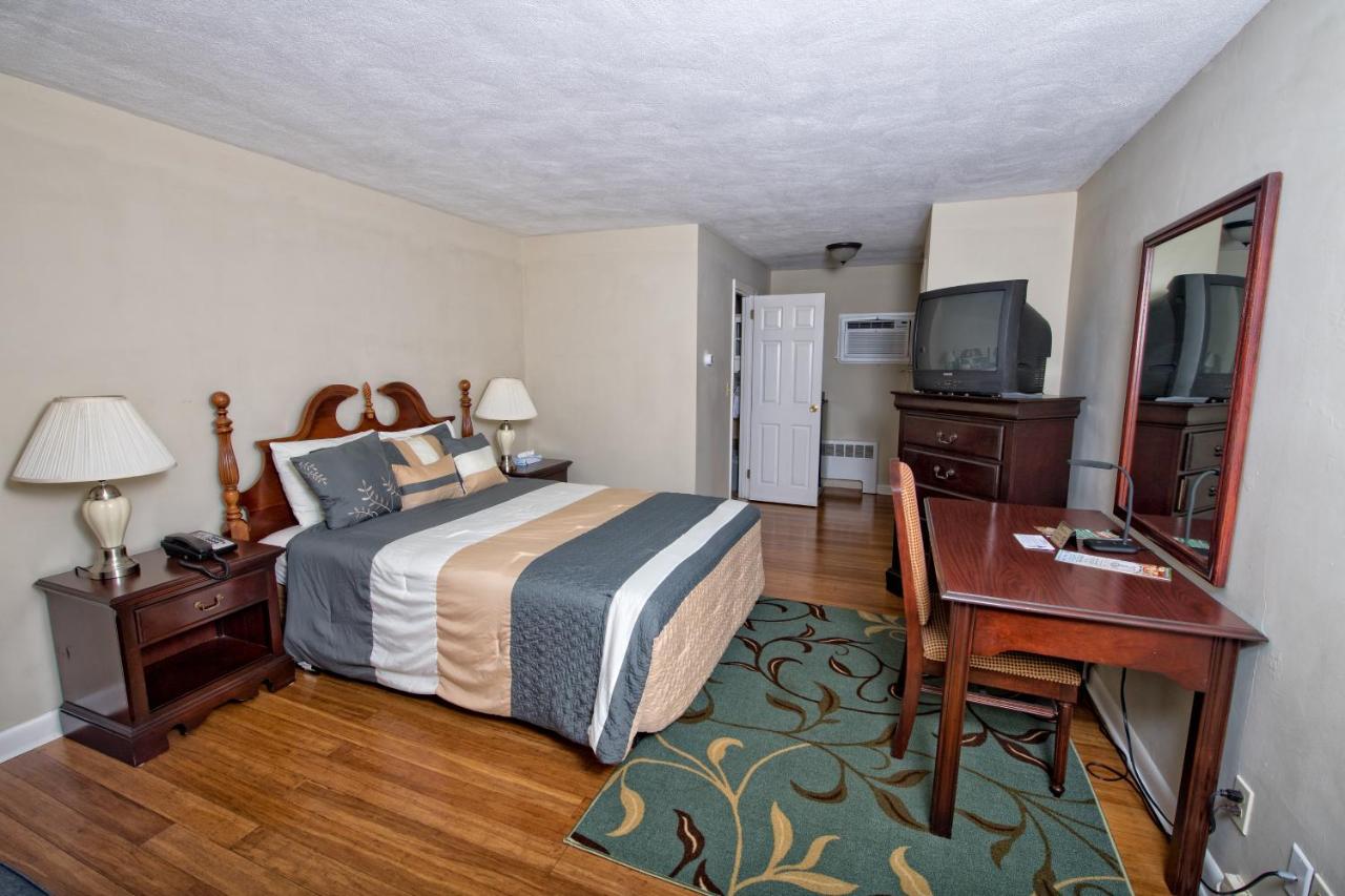Nichols Guest Rooms — photo 14