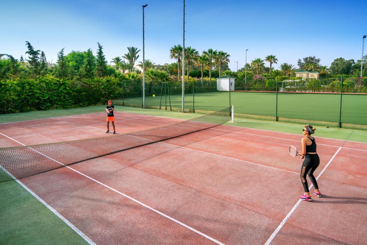 Tennis court: Occidental Marco Polo