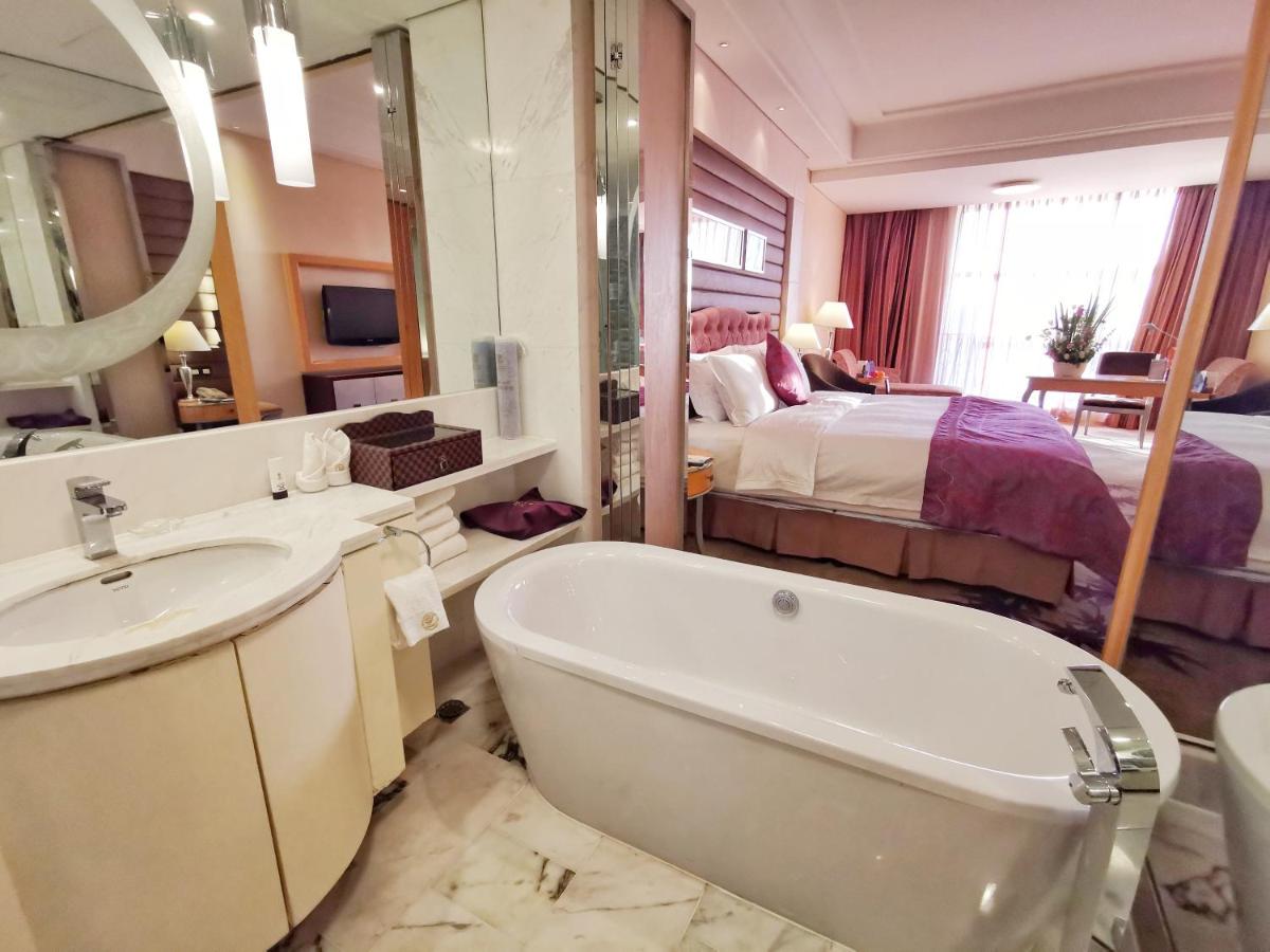 Beijing Lijingwan International Hotel photo