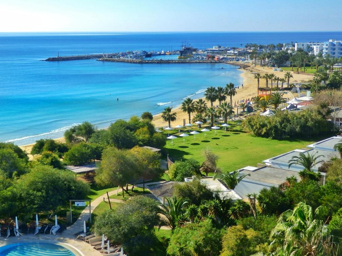 Grecian Bay photo