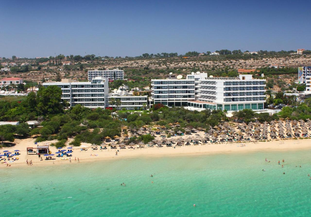 Grecian Bay photo