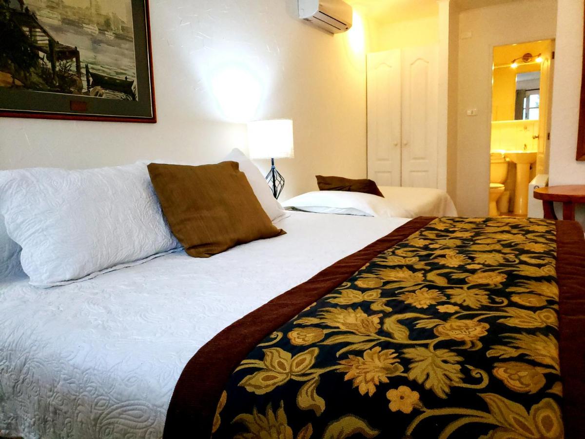 Hotel Geronimo photo