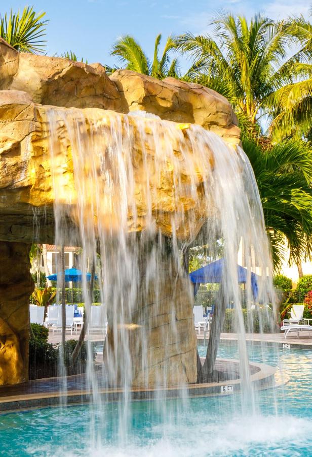 Naples Bay Resort and Marina — photo 15