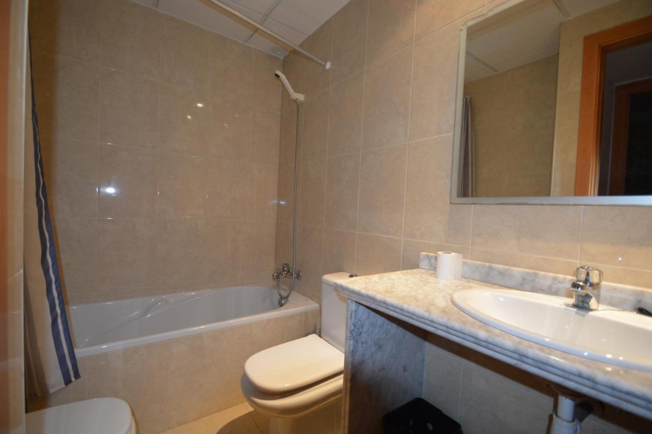 ANTONI great family apartment 1 min to beach, Sitges ...
