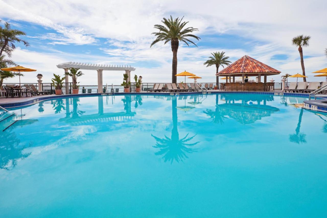 Heated swimming pool: Holiday Inn Hotel & Suites Clearwater Beach, an IHG Hotel