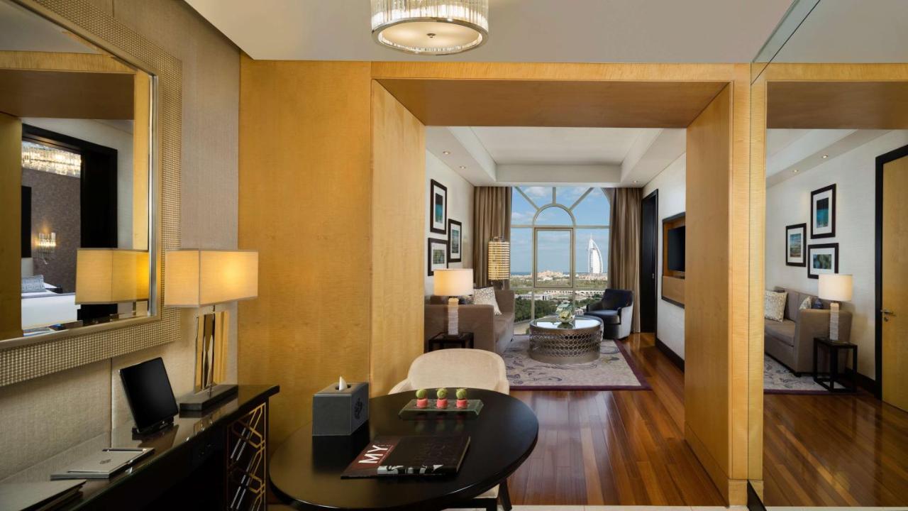 Kempinski Hotel Mall of the Emirates photo