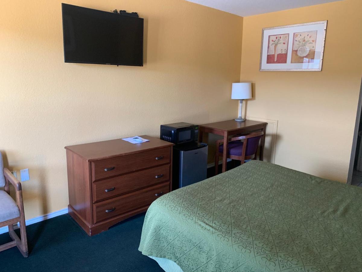 La Vista Inn Motel — photo 19