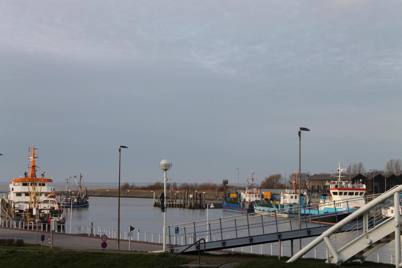 Beach: Vier Jahreszeiten Bensersiel