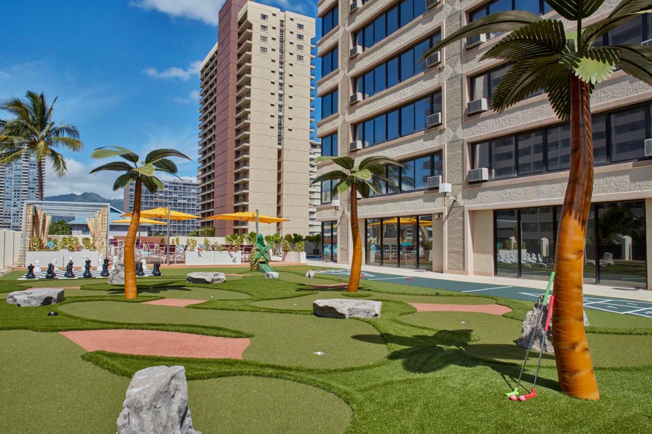Holiday Inn Express Waikiki, an IHG Hotel photo