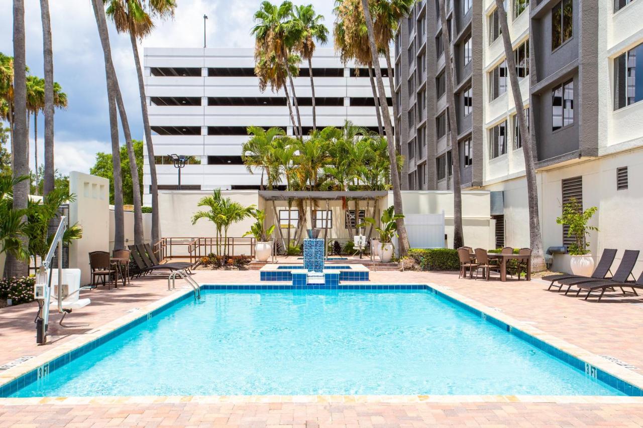 Heated swimming pool: Holiday Inn Tampa Westshore - Airport Area, an IHG Hotel